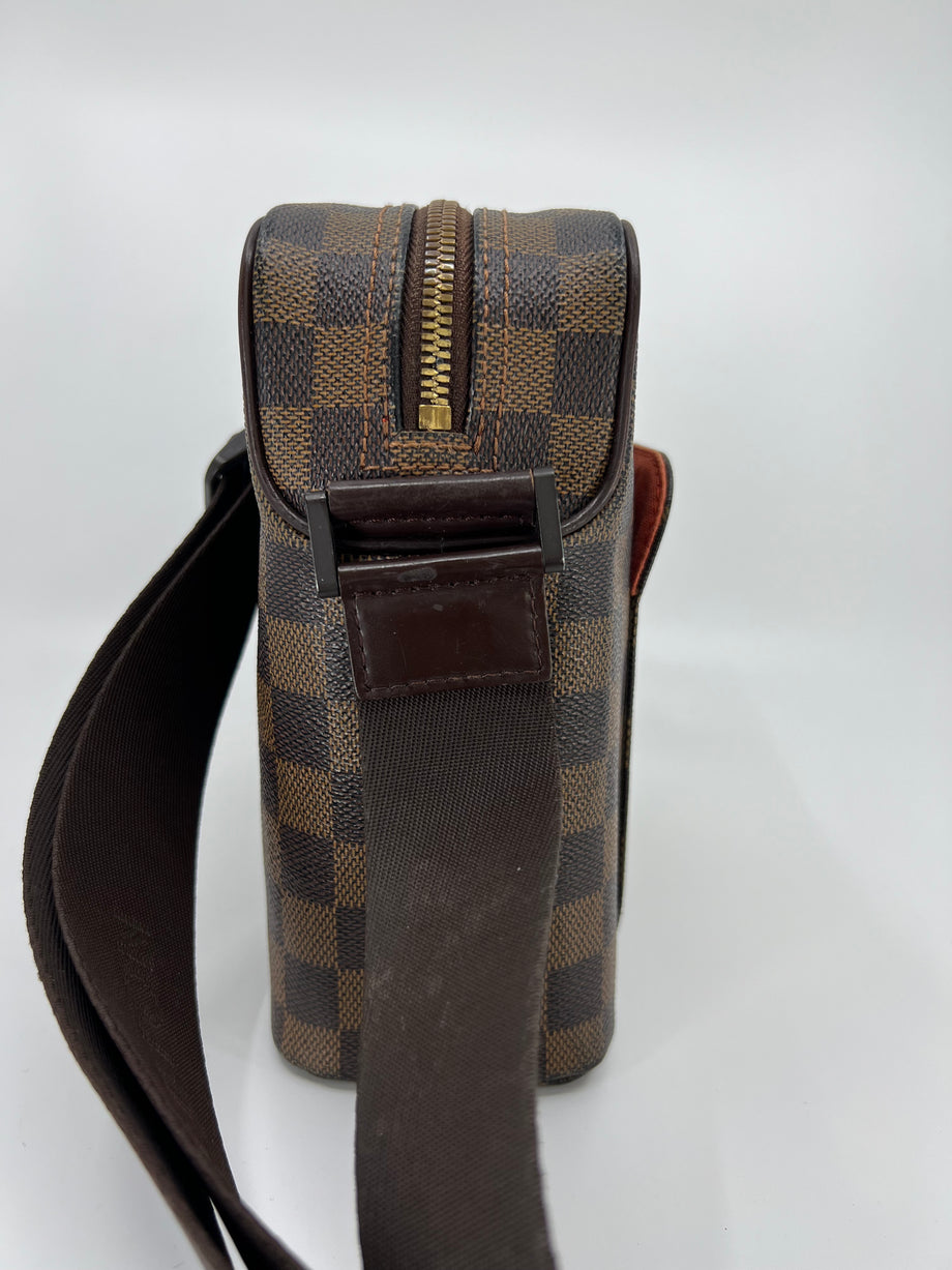 Louis Vuitton Olaf PM Messenger Designer Bag